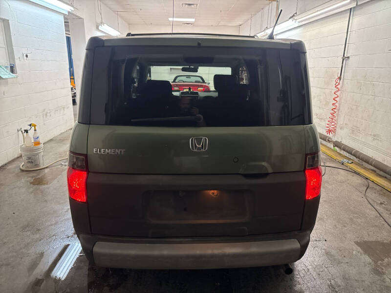 2005 Honda Element LX
