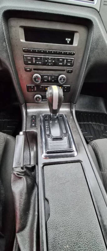 2013 Ford Mustang V6
