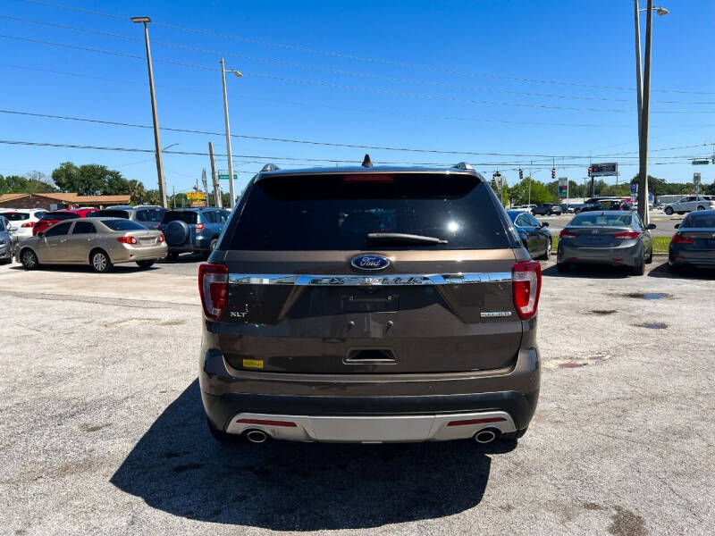 2016 Ford Explorer XLT