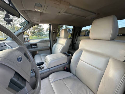 2004 Ford F-150 Lariat