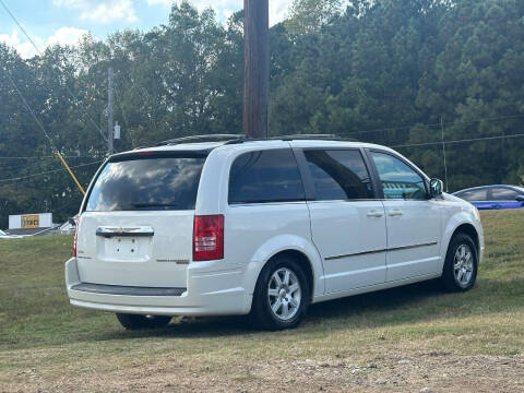 2010 Chrysler Town and Country Touring Plus