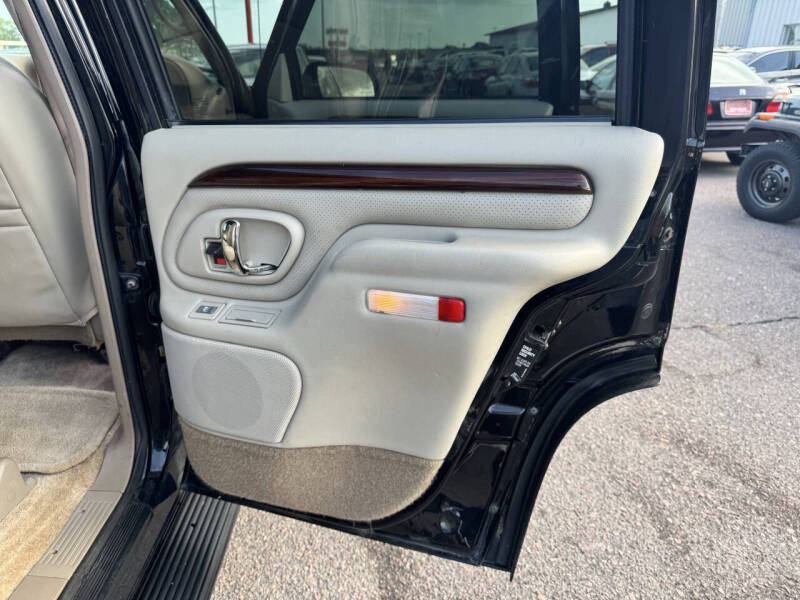 2000 Cadillac Escalade