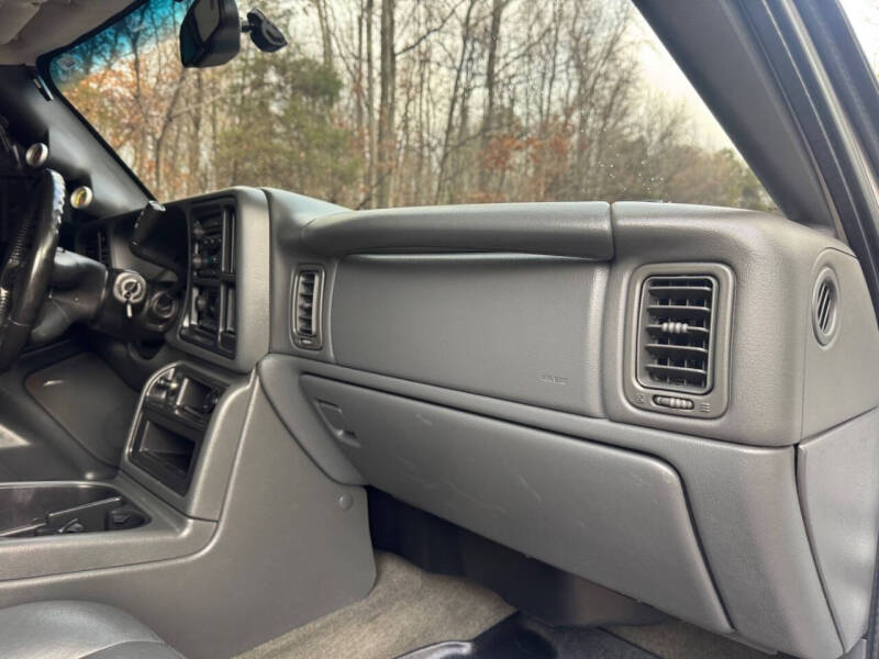 2005 GMC Sierra 2500HD SLT