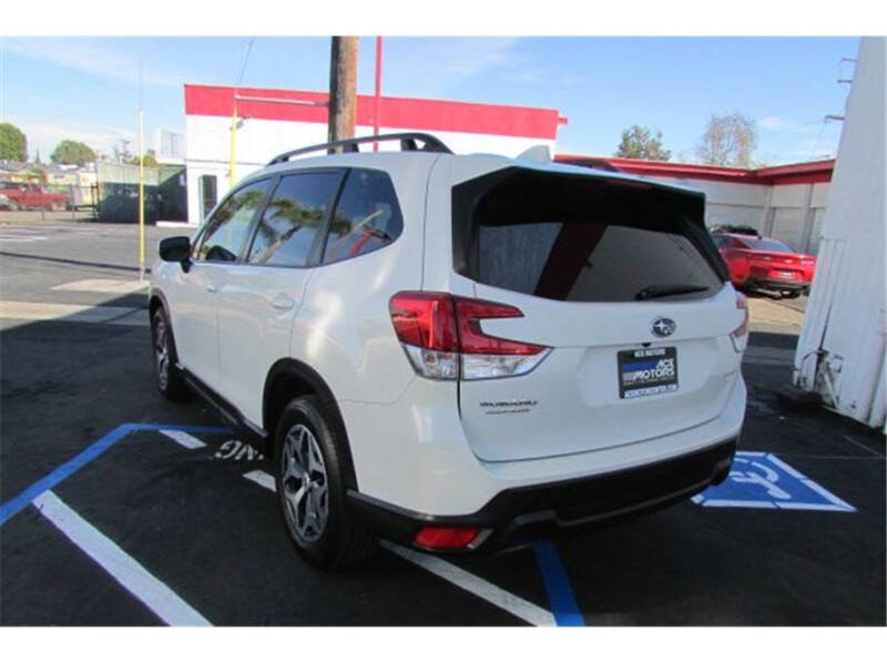 2023 Subaru Forester Premium