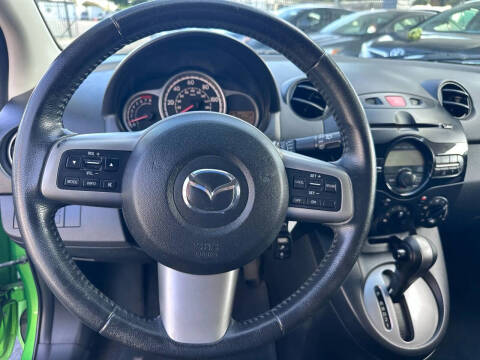 2013 Mazda MAZDA2 Touring