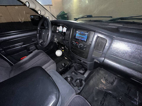 2004 Dodge Ram 2500 SLT