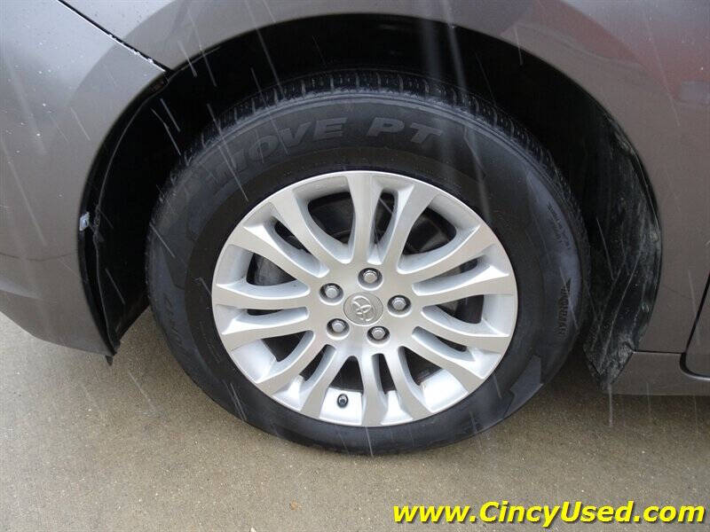 2014 Toyota Sienna XLE 8-Passenger