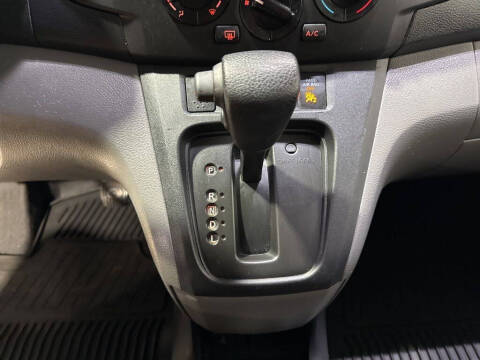2019 Nissan NV200 S