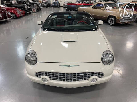 2003 Ford Thunderbird