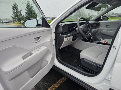 2024 Hyundai Kona SE