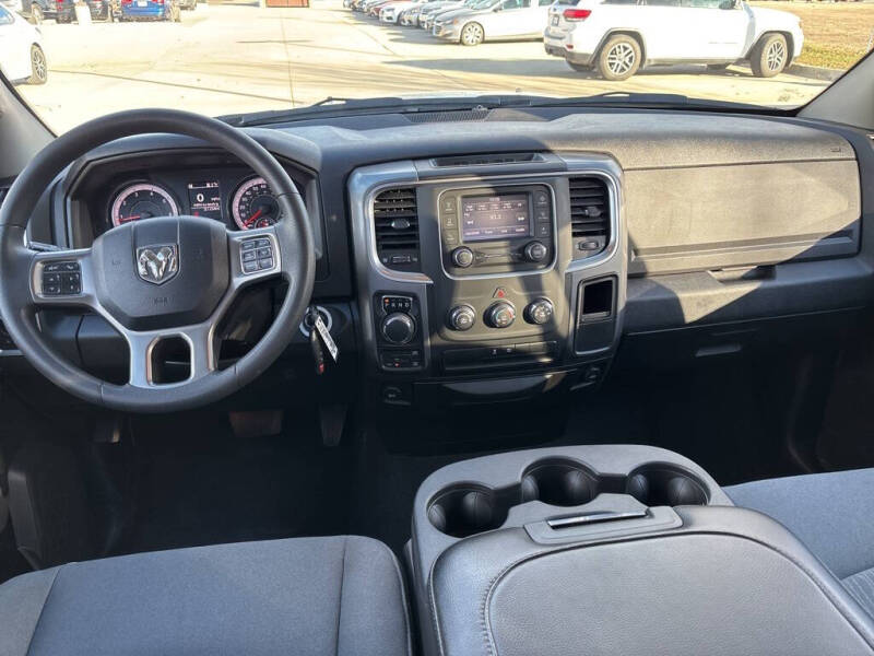 2024 RAM 1500 Classic SLT