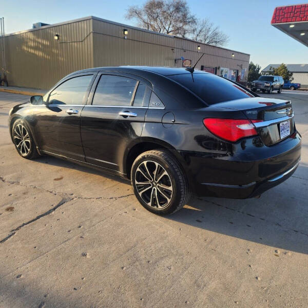 2012 Chrysler 200 Limited