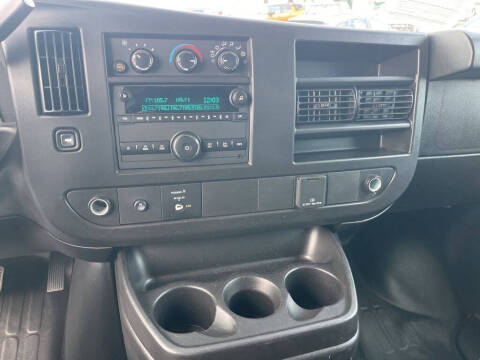 2023 Chevrolet Express 2500