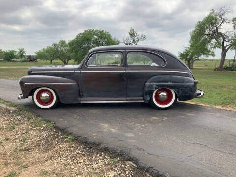 1946 Ford Deluxe