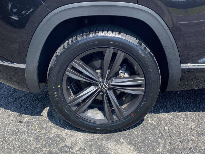 2022 Volkswagen Atlas Cross Sport V6 SEL R-Line 4Motion