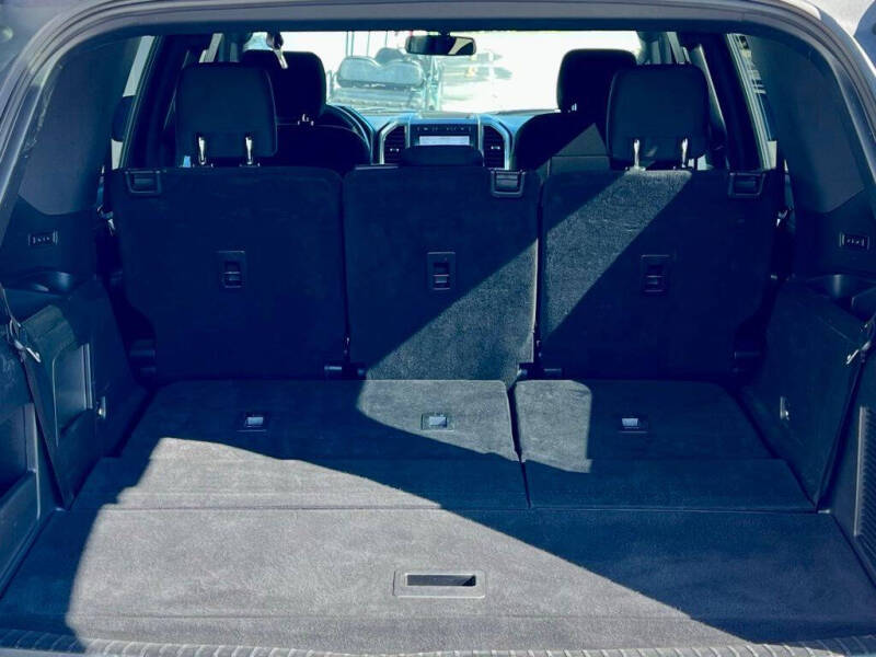 2020 Ford Expedition XLT