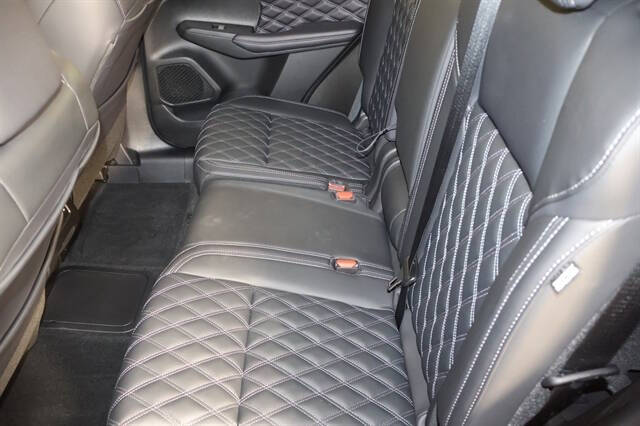 2024 Mitsubishi Outlander PHEV SEL