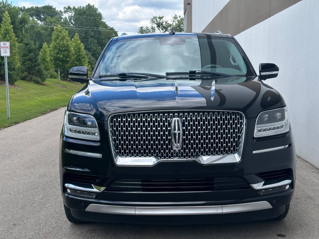 2018 Lincoln Navigator for sale at Phoenix Motor Co in Romulus, MI