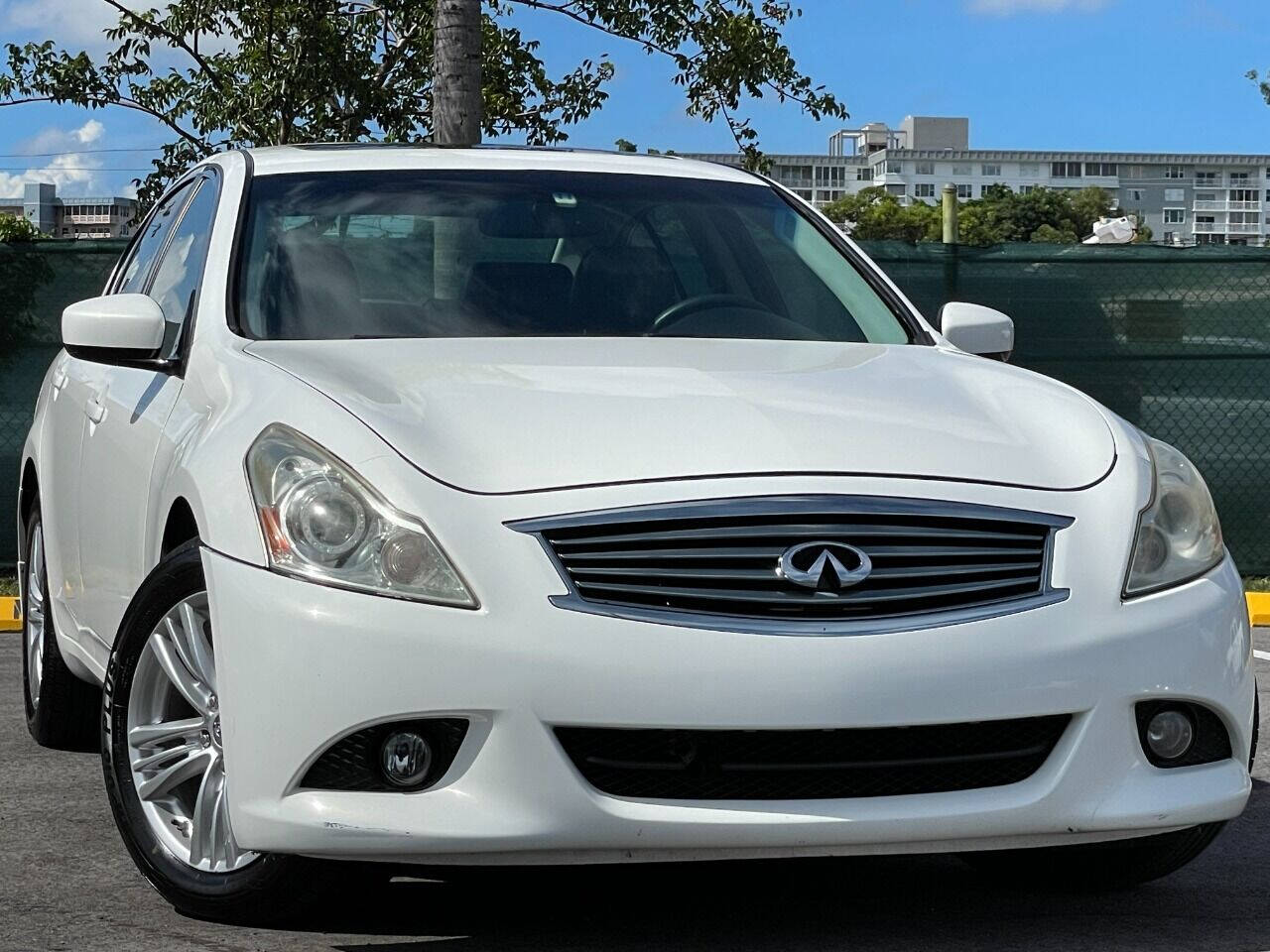 2013 INFINITI G37 Sedan