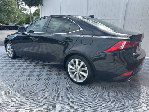 2016 Lexus IS 200t