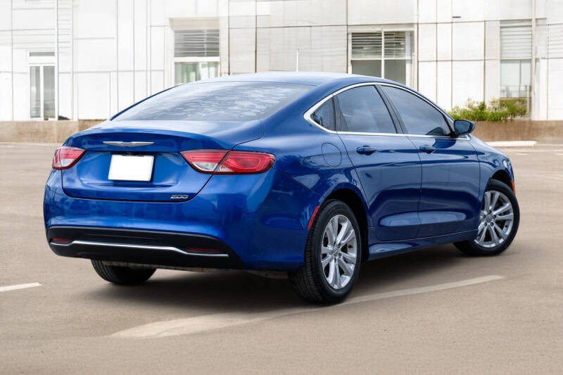 2016 Chrysler 200 Limited
