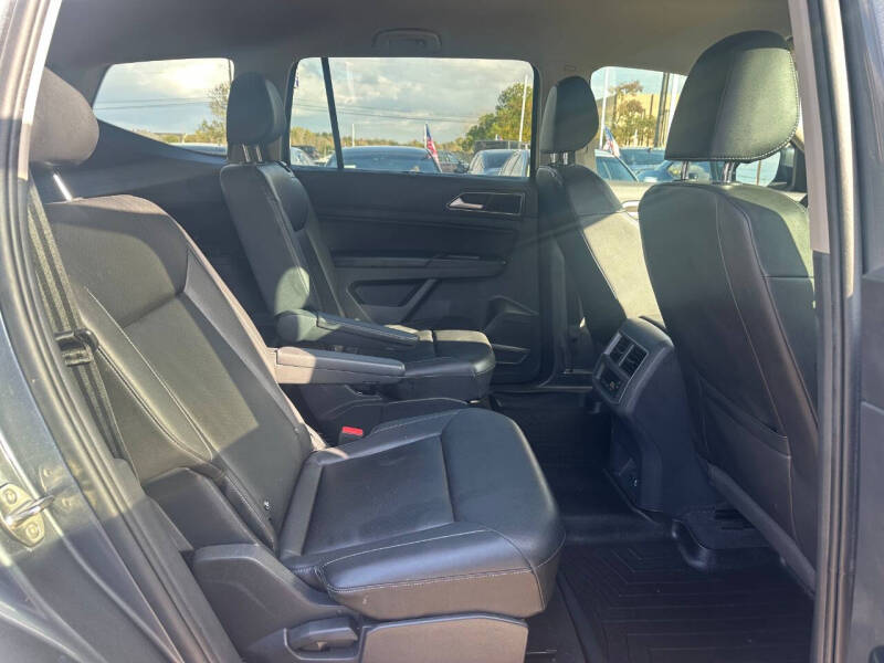 2019 Volkswagen Atlas V6 SE R-Line