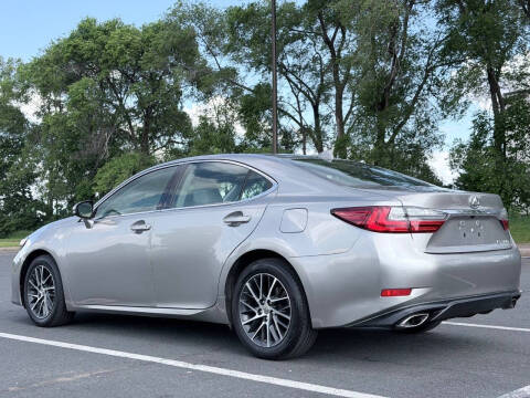 2017 Lexus ES 350