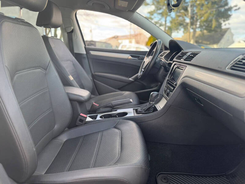 2019 Volkswagen Passat Wolfsburg