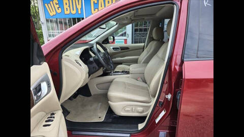 2017 Nissan Pathfinder S