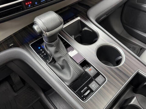 2023 Toyota Sienna Limited 7-Passenger