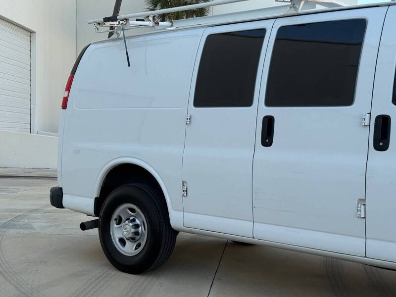 2019 Chevrolet Express 2500