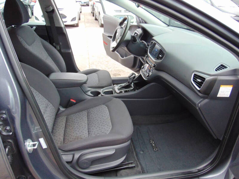 2017 Hyundai Ioniq Hybrid SEL