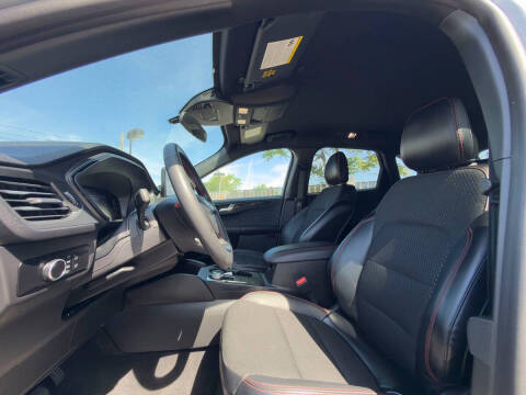 2025 Ford Escape ST-Line