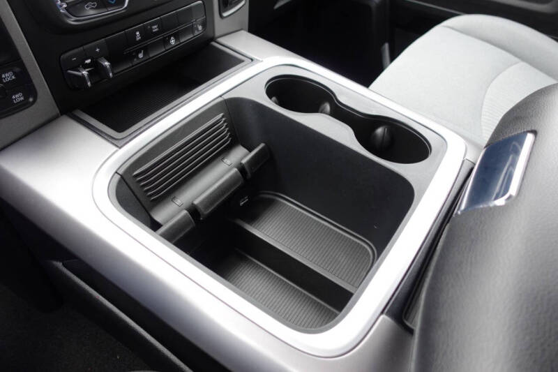 2023 RAM 1500 Classic Express