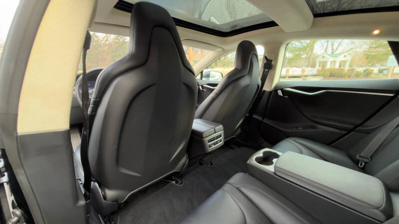 2015 Tesla Model S P85D