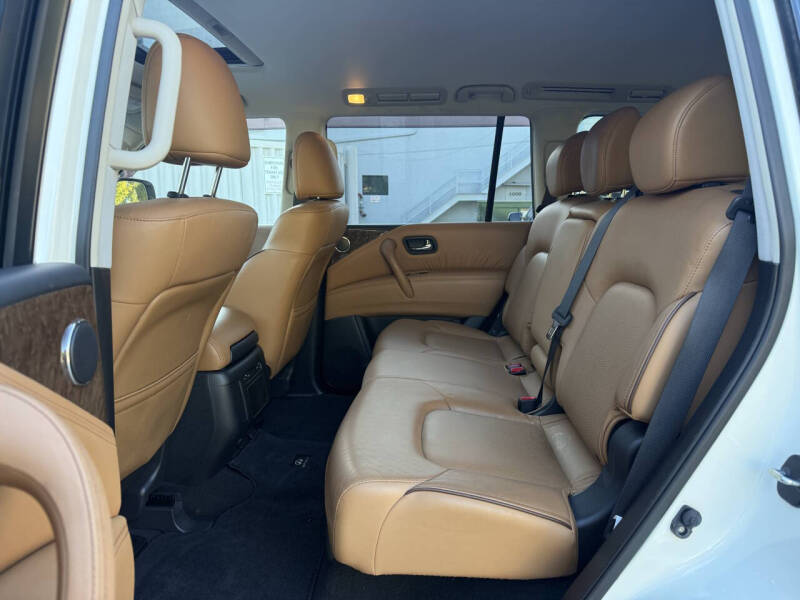 2016 Infiniti QX80 Limited