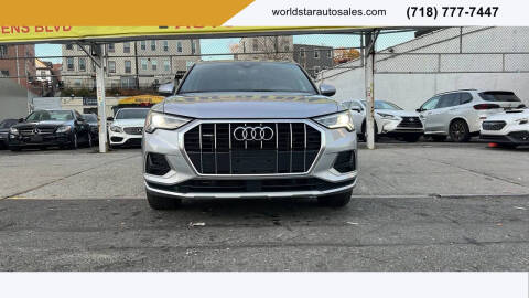 2022 Audi Q3 quattro Premium Plus 40 TFSI