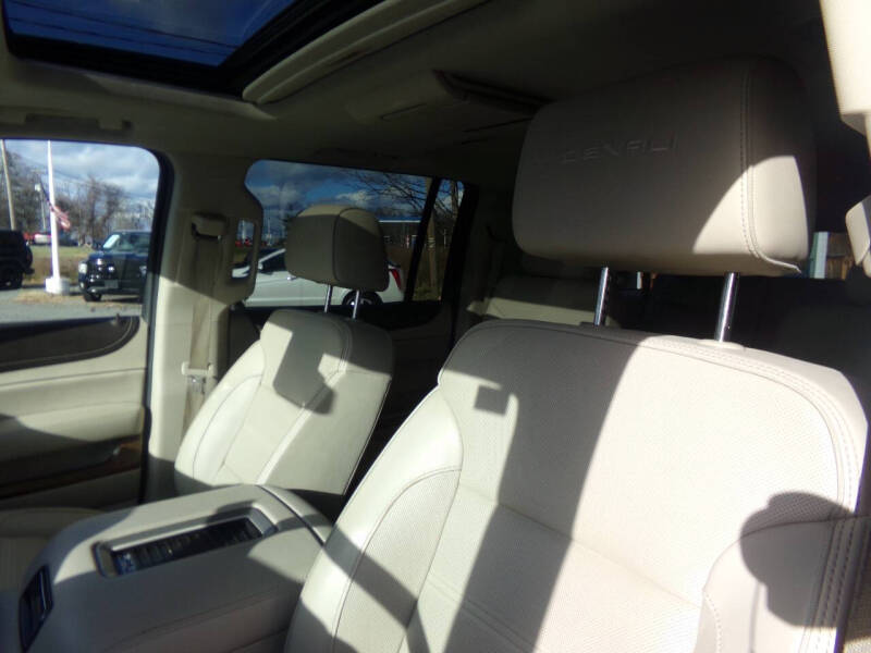 2020 GMC Yukon XL Denali