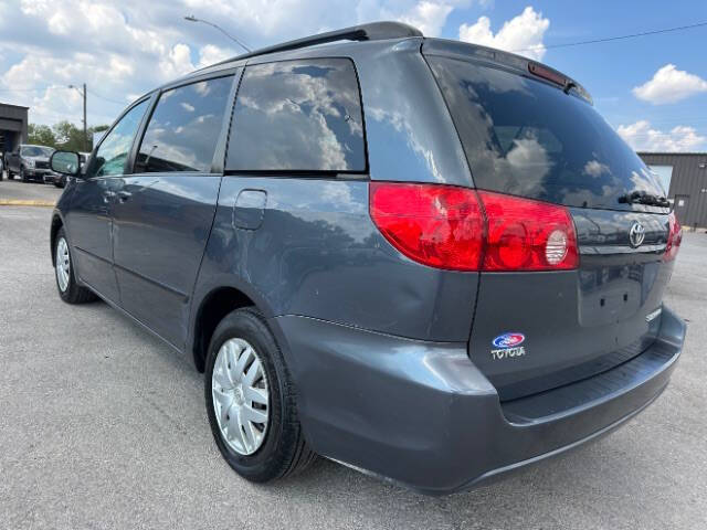 2010 Toyota Sienna