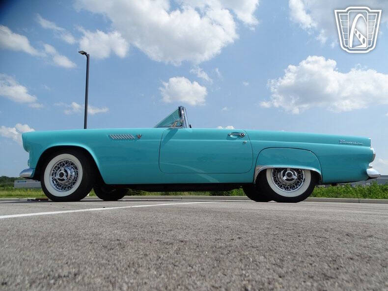 1955 Ford Thunderbird