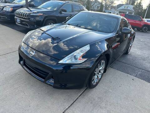 2010 Nissan 370Z for sale at AM AUTO SALES LLC in Milwaukee WI