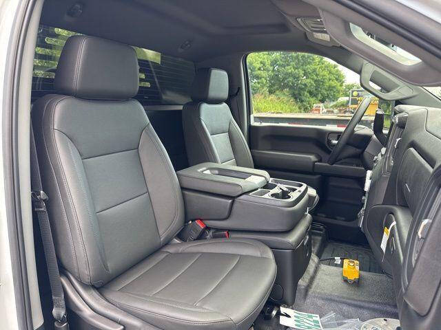 2025 GMC Sierra 3500HD CC Pro