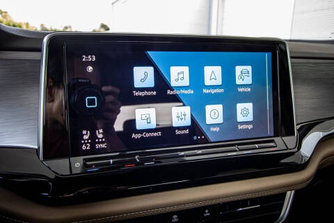 2024 Volkswagen Atlas Cross Sport SE