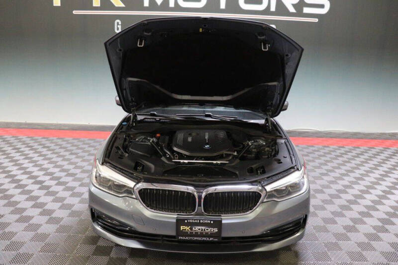 2017 BMW 5 Series 540i