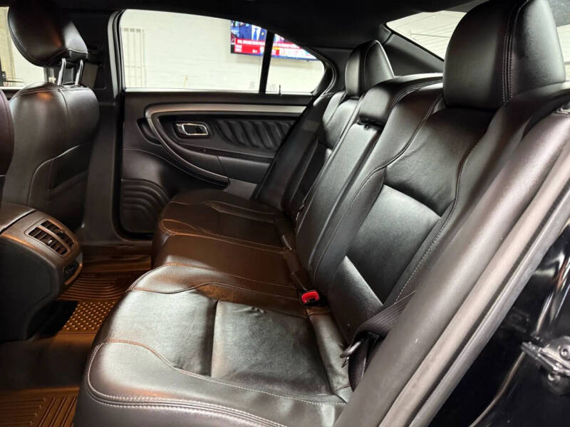 2016 Ford Taurus SEL