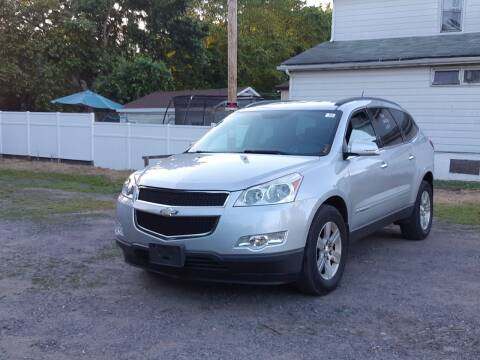 2009 Chevrolet Traverse for sale at MMM786 Inc in Plains PA