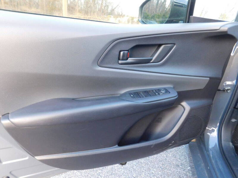 2024 Toyota Prius LE