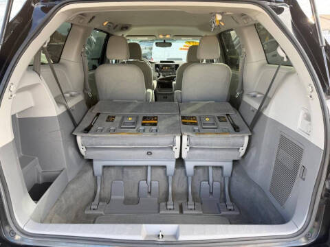 2014 Toyota Sienna L 7-Passenger