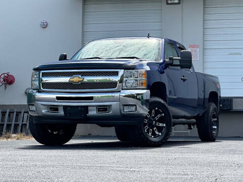 2013 Chevrolet Silverado 1500 for sale at Universal Cars in Marietta GA