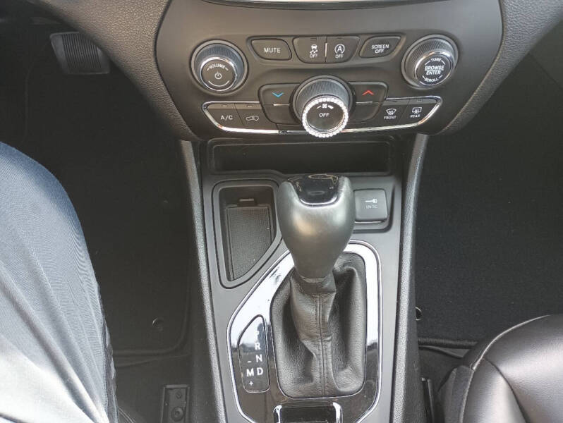 2021 Jeep Cherokee Latitude Plus